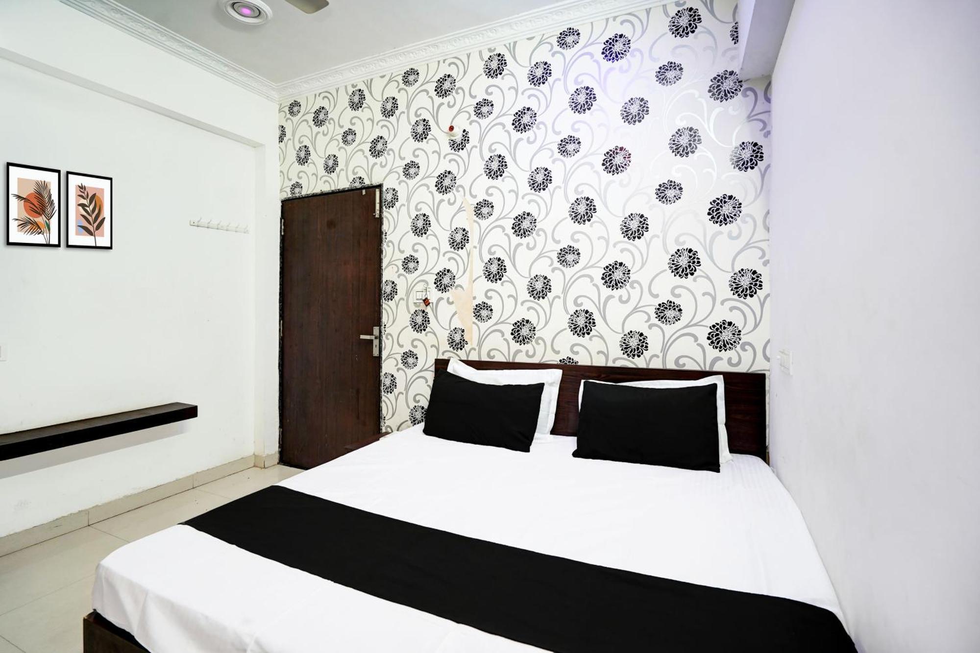 Hotel O Shree Ji Resort Ghatiaoli Exterior foto